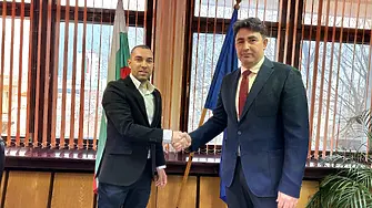 Инж. Мартин Мачев предаде ръководството на Областна администрация - Плевен на новия управител инж. Александър Йотков