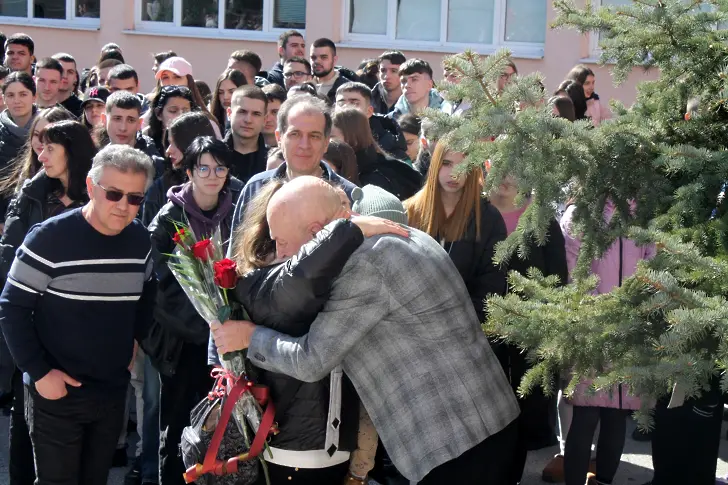  За шефа на ПГПЧЕ “Димитър Димов “ – Юрий Тодоров: Достоен венец на един професионален път 