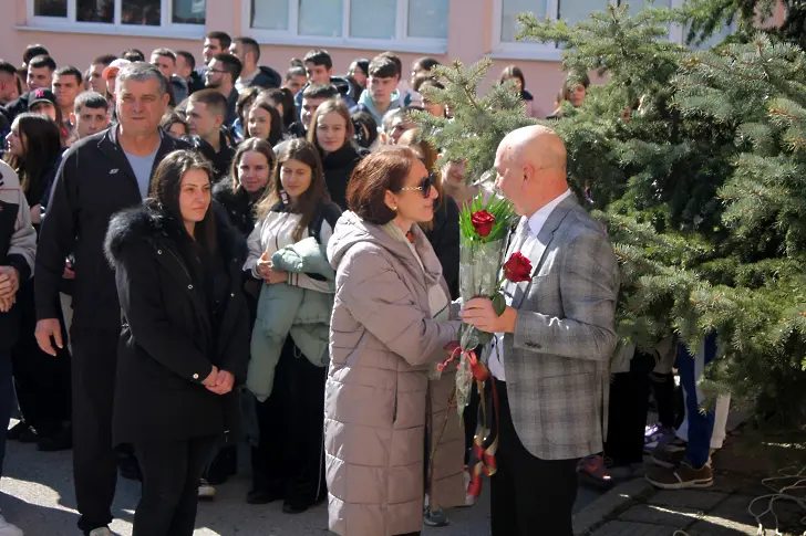 За директора на ПГПЧЕ “Димитър Димов“ – Юрий Тодоров: Достоен венец на един професионален път