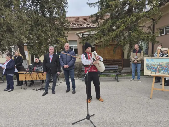 Тържествено отбелязване на 3 март в НУ „Христо Ботев“, гр. Плевен