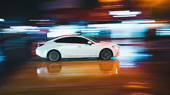 Гонка с полицията в Нова Загора завърши с арест на шофьор без книжка