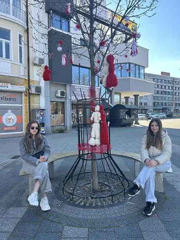 ДФСГ „Интелект“ се включи в инициативата „Приятели на Баба Марта“ на Община Плевен