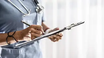 Без рецепта: защо все повече хора се доверяват на аптечните лекарства?