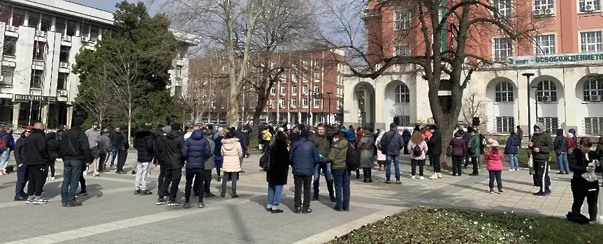 В Плевен: Протест срещу високите цени на ток, вода и парно