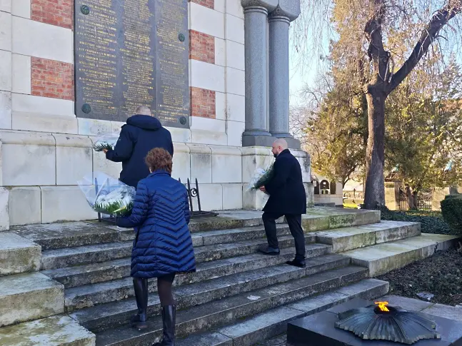 В Плевен бе отслужена панихида по повод 145 години от гибелта на император Александър Втори