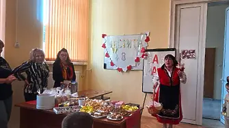 Областният екип по приемна грижа с празник „Заедно изплетохме пролетта“