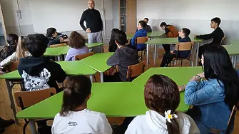 Инициатива срещу агресията проведоха в ОУ„Неофит Рилски“ с. Обнова