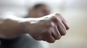 Две групи младежи се сбиха в района на зала "Вестител"