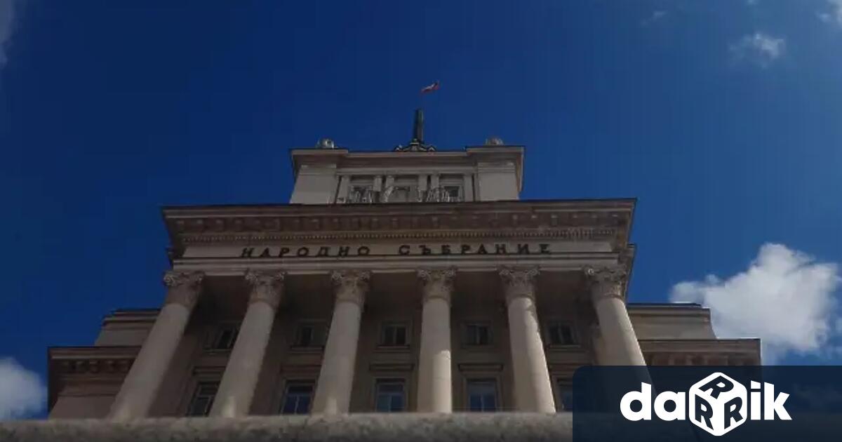 Политици отправиха послания по случай националния празник Трети март за