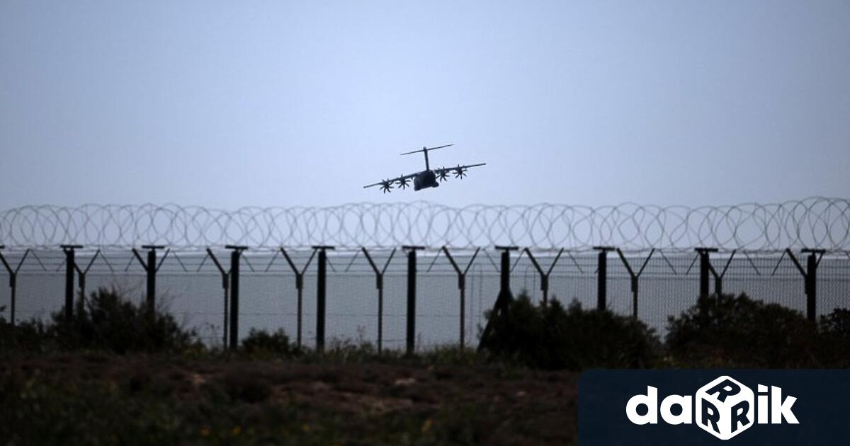Държавният департамент на САЩ разреши на дипломатите и членовете на
