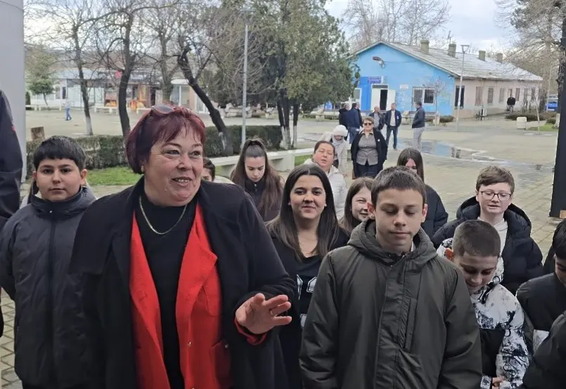 Първи урок по местно самоуправление за бъдещите лидери в община Руен