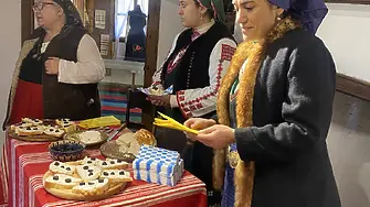 Сватите се наддумват, краваите предсказват бъдещето: Тодоровден оживя с хумор и традиция в музей „Етър“