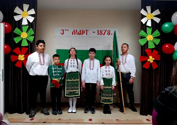 С тържествен концерт НЧ „Зора-1990 г.“ село Победа отбеляза 148 г. от Освобождението на България