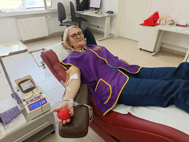 28 дарители подпомогнаха акцията „Бъди лъв, дари кръв!“