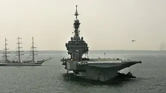 Франция изпраща самолетоносача "Шарл де Гол" в Средиземно море