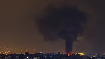 Хиляди започнаха да бягат от Бейрут