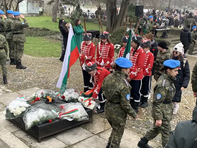 Плевен отбеляза 148 години Свободна България!/СНИМКИ/