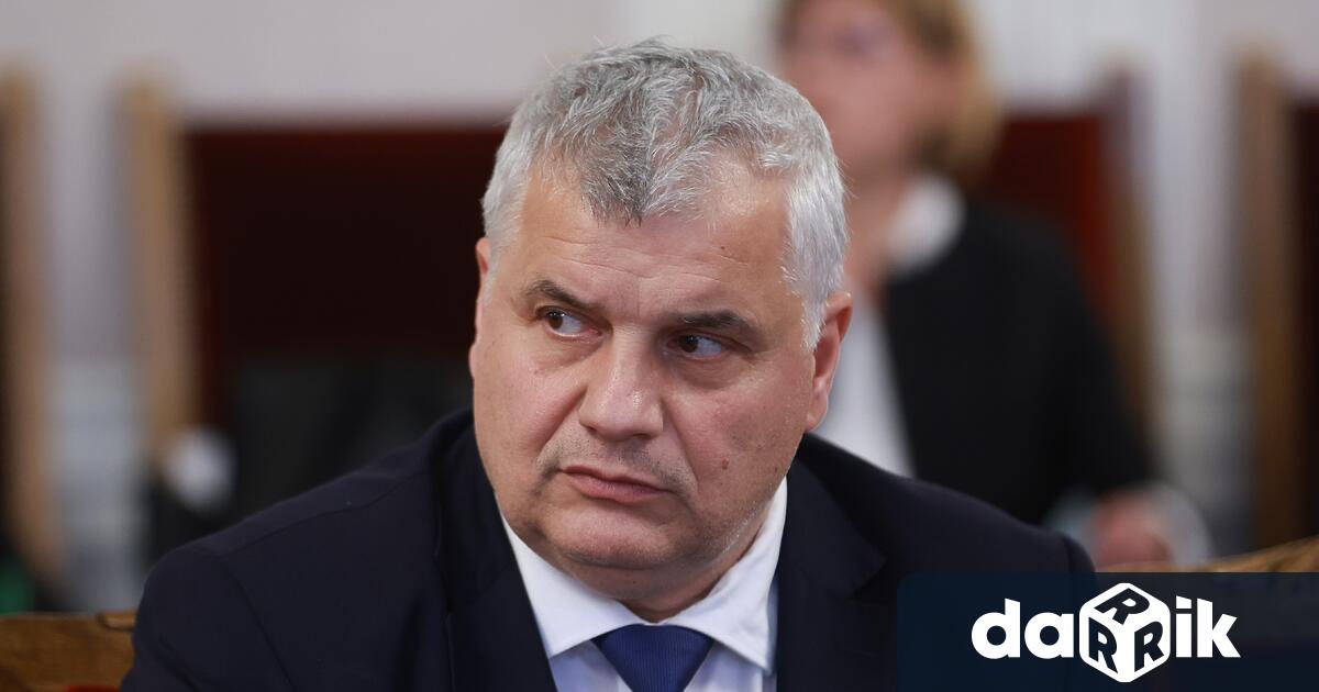 Главен комисар Емил Пармаков е временно преназначен за директор на