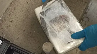 Кокаин за близо 300 000 евро бе задържан на „Капитан Андреево” (ВИДЕО)