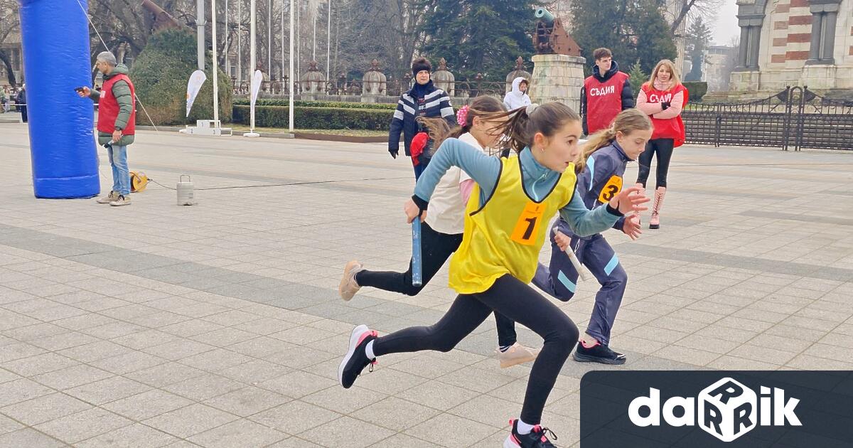 Участници от 30 отбора от 11 учебни заведения в община