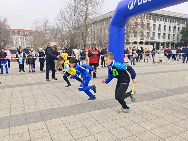 Плевен с 52-ро издание на лекоатлетическата щафета и крос „Обиколка на Военноисторическите музеи“