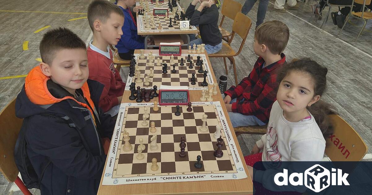 Със седем медала се завърнаха сливенските шахматисти от тазгодишното 11 то