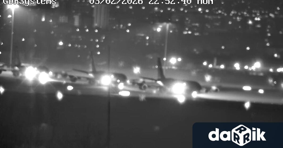 В понеделник вечерта в 23 10 ч от летище Васил Левски