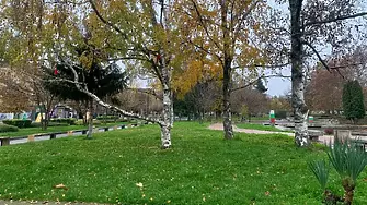 Във вторник на повечето места ще има разкъсана предимно средна и висока облачност