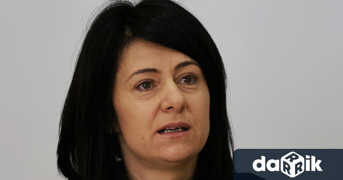 Милена Кръстановаработи в системата на НАП от 1999 г През