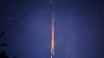 Части от метеорит паднаха върху къщи в Германия