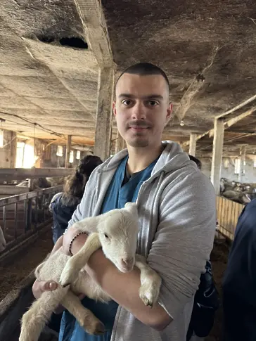 Студентите по ветеринарна медицина проведоха първото си извънаудиторно обучение