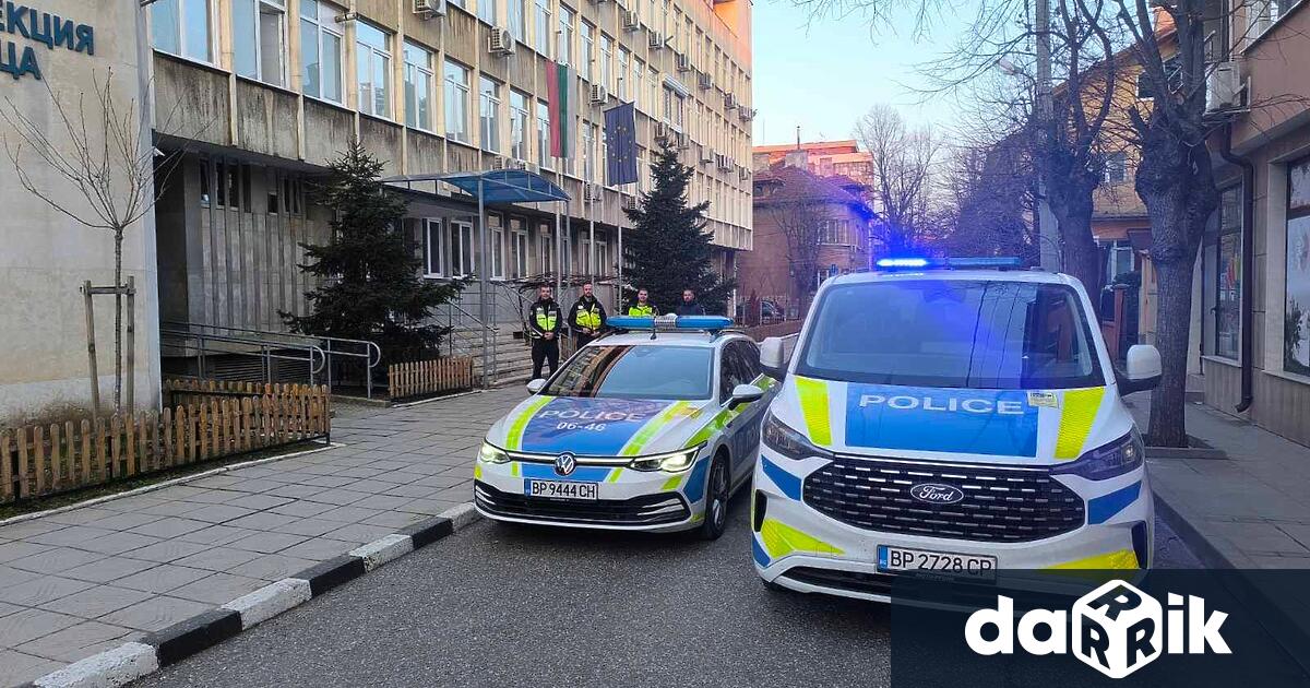 Дежурството на полицейските патрули автомобили към ОД а МВР Враца започнас