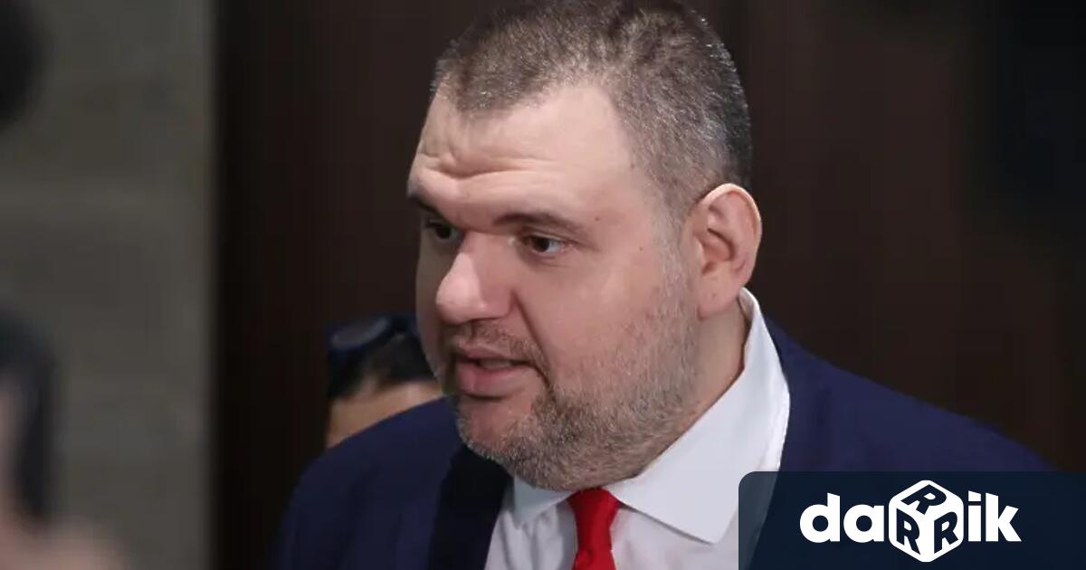 Делян Пеевски е сигнализирал прокуратурата за намеса на служебния министър