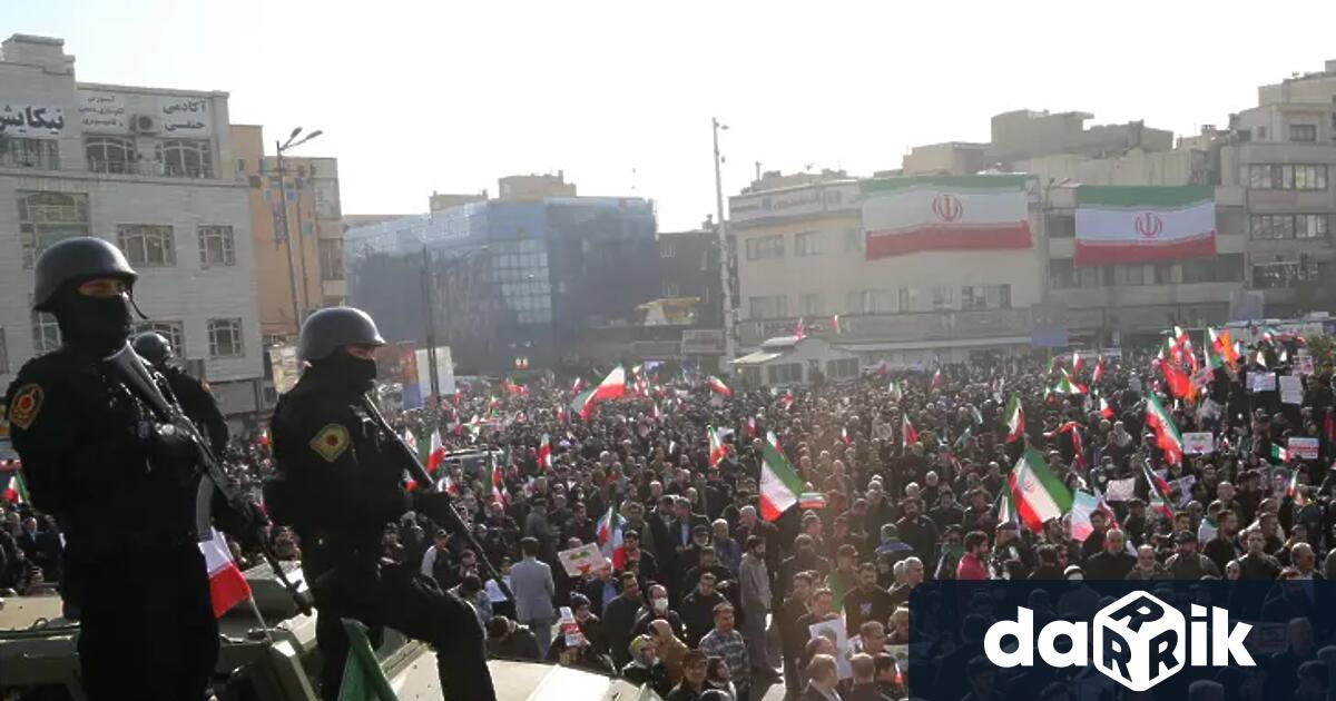 Началникът на иранската полиция Ахмадреза Радан изрази опасения че антиправителствените