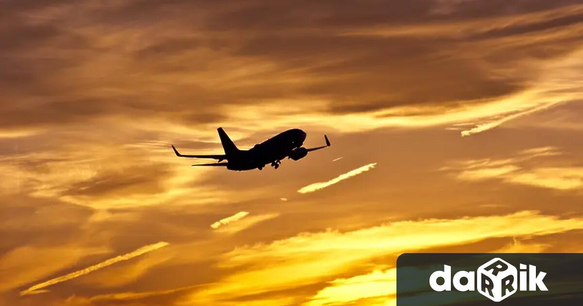 Обединените арабски емирства съобщиха че отменят всички полети от и