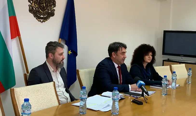  Областните шефове на Плевен и Ловеч разискаха проблемите с водоснабдяването на двете области 