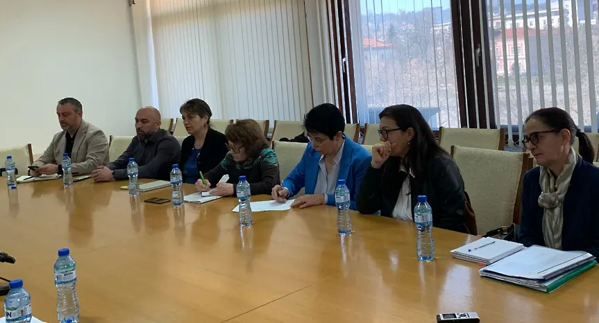  Областните шефове на Плевен и Ловеч разискаха проблемите с водоснабдяването на двете области 