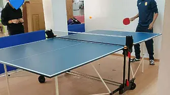 Нови тенис маси, дарени на Община Плевен от китайското посолство, ще се ползват от децата в центрове за настаняване от семеен тип