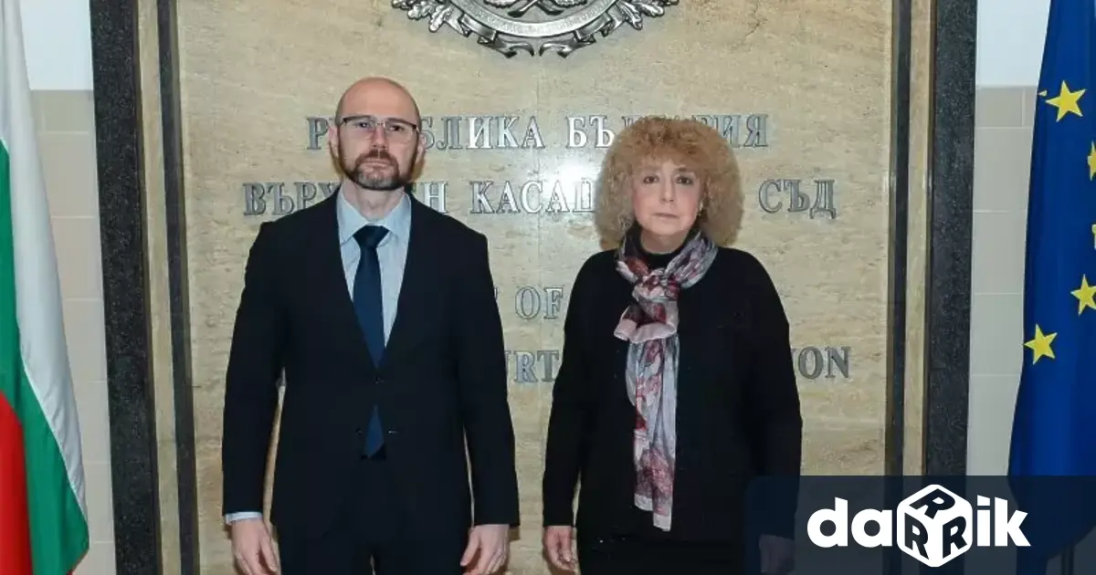 Обръчът около Борислав Сарафов който отказва да изпълни закона и