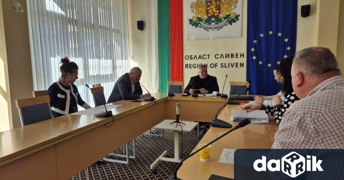 По инициатива на областния управител на Сливен Маринчо Христов бе