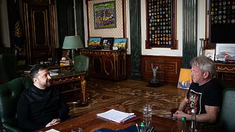 Володимир Зеленски прие тройния носител на "Оскар" Шон Пен