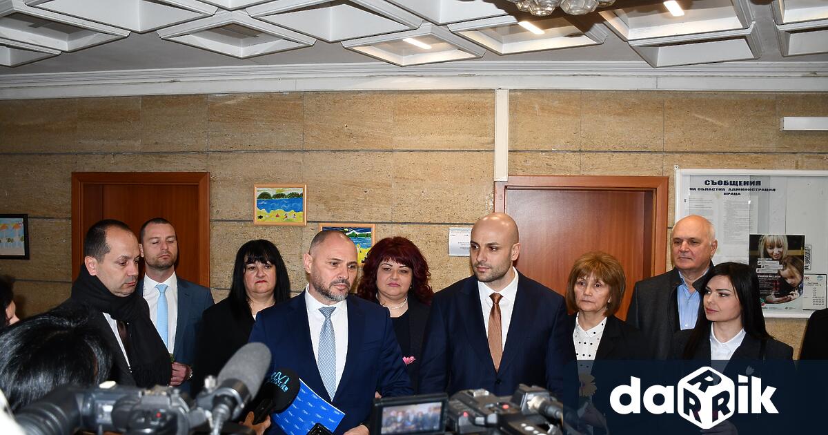 Водач на листата е областният координатор на ГЕРБ за Враца