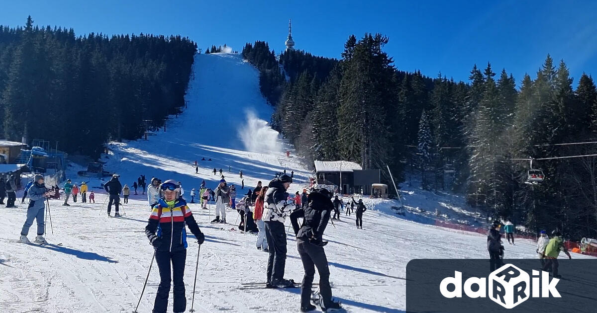 Добри са условията за зимни спортове в курортите съобщиха за