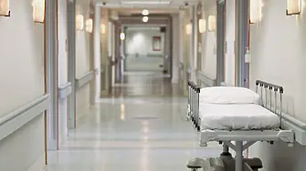 Президент е хоспитализиран в интензивно отделение