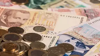 БНБ: 89 на сто от банкнотите и монетите в левове вече са изтеглени