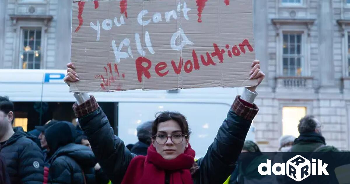 Иранските власти са арестували 500 души по обвинение в споделяне
