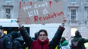 Иран арестува 500 души, обвинени в предоставяне на информация на врага