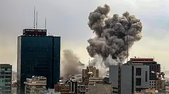 Снаряд е паднал до иранската атомна електроцентрала в Бушехр