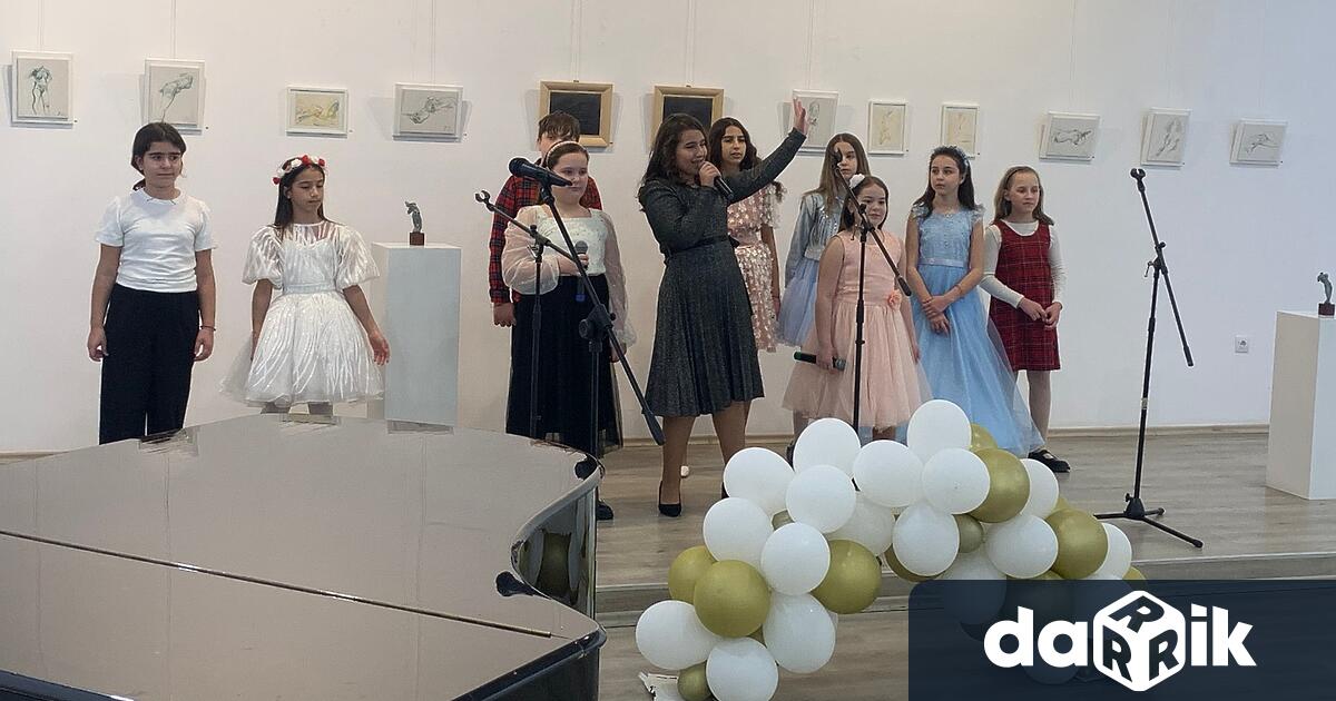 С празнично събитие в Арт център Плевен Община Плевен