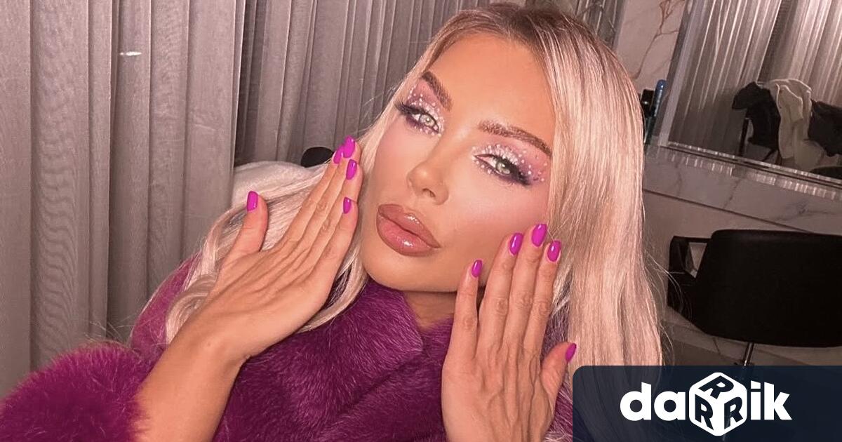 Подобно на някои от най големите си колеги в попфолка и